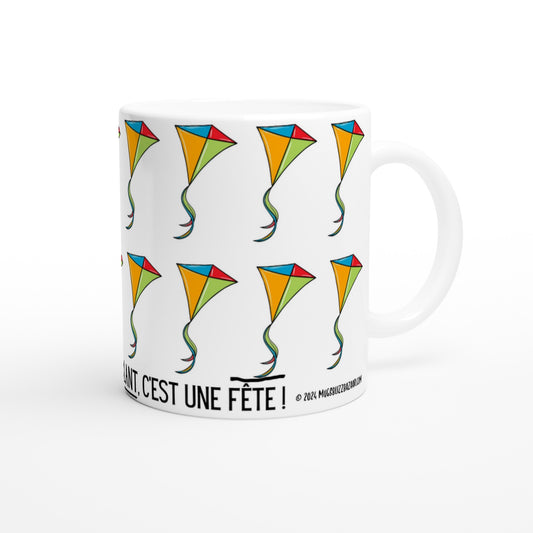 "Faire du cerf-volant, c'est une fête !" - Standard Size - MugsblizzBazaar.com